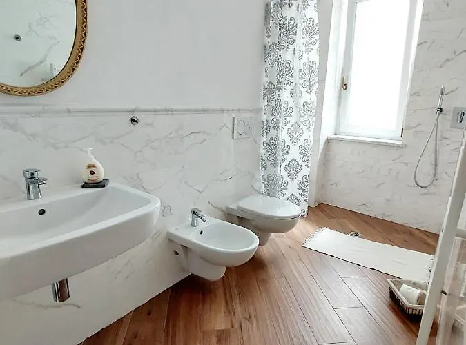 アパート Casa Viaemilia アレッサンドリア